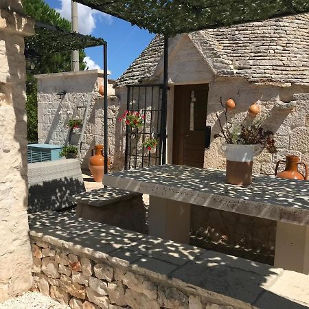 Trullo Grace -Trulli Anti' Charme&Relax Bed & Breakfast Alberobello Exterior foto